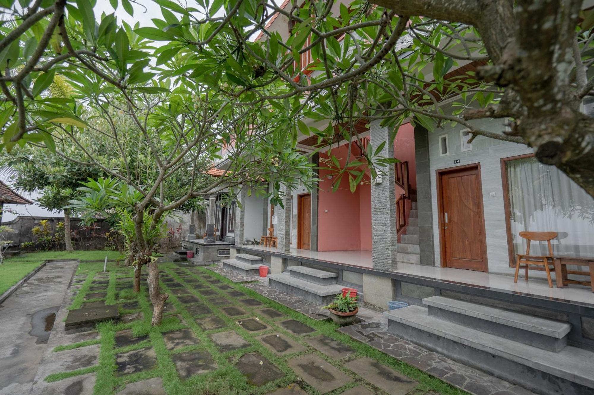 Rommeo Inn Lovina Mitra Reddoorz Temukus Buitenkant foto